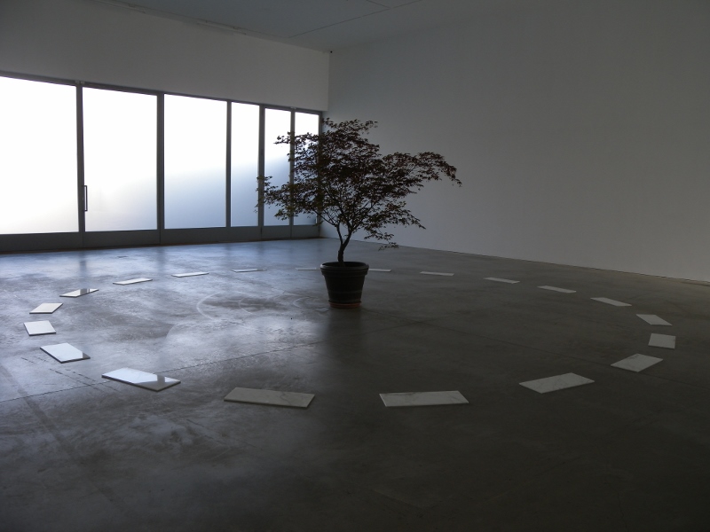 David Lamelas, Signaling of three objects | 2014, Galleria Lia Rumma, Milano